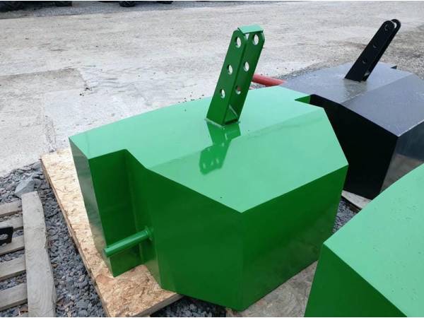 Противовес Tridaagro Dambo 650