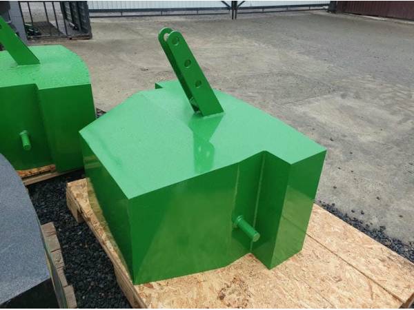 Противовес Tridaagro Dambo 700