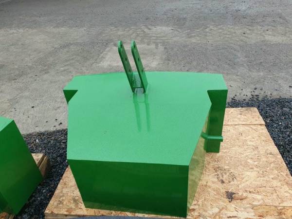 Противовес Tridaagro Dambo 700