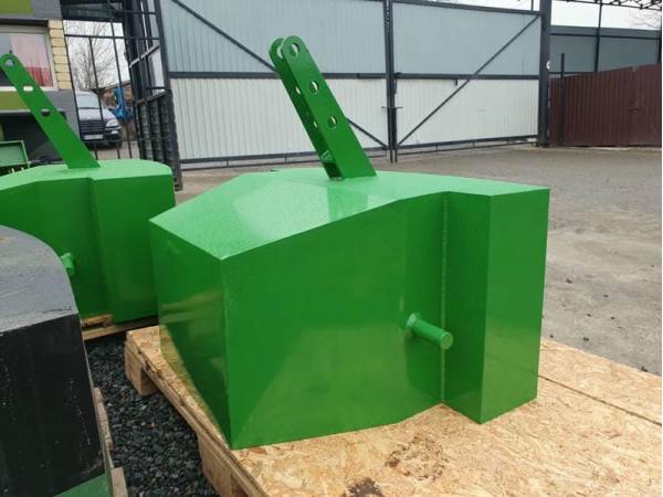 Противовес Tridaagro Dambo 700