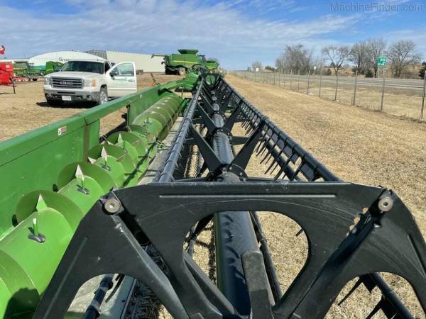HydraFlex жатка John Deere 630F (2004)