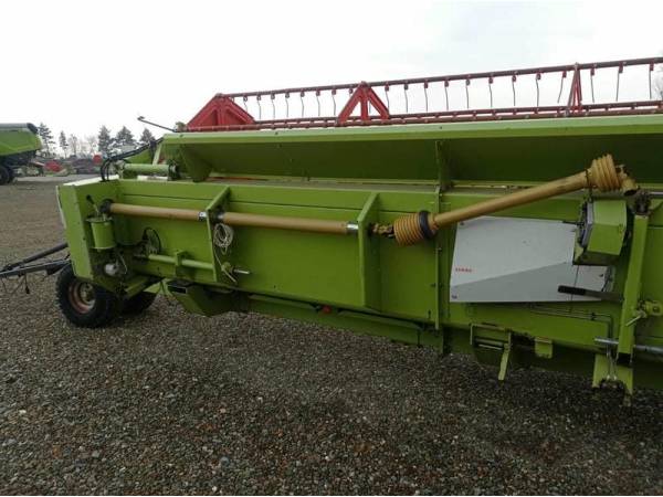 Жатка зернова Claas V900