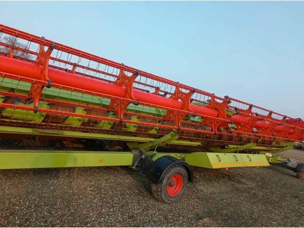 Жатка зерновая Claas V1050 