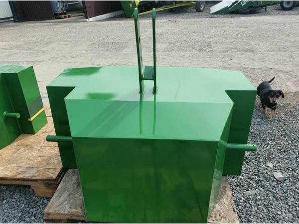 Противовес Tridaagro Dambo 900