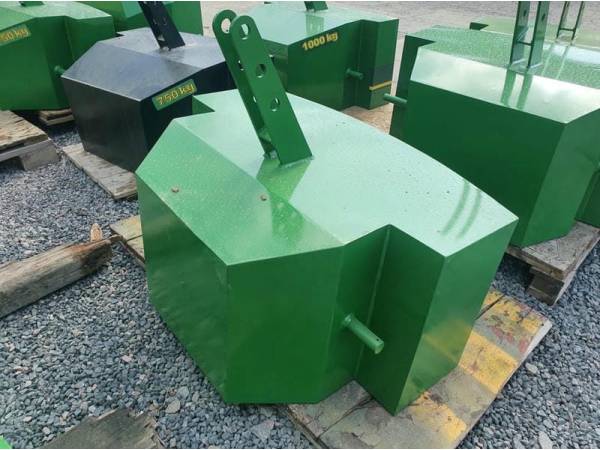 Противовес Tridaagro Dambo 900