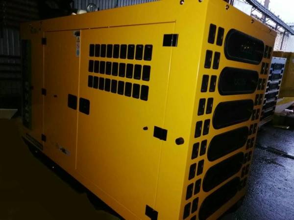 Дизельный генератор Aksa APD 110A (88 кВт)