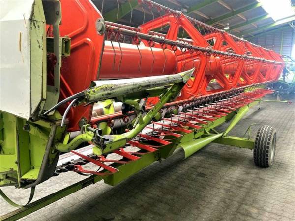 Комбайн Claas Lexion 480 (2001)