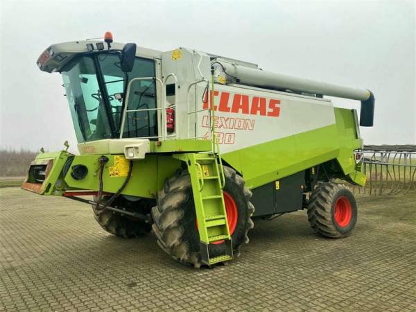 Комбайн Claas Lexion 480 (2001)