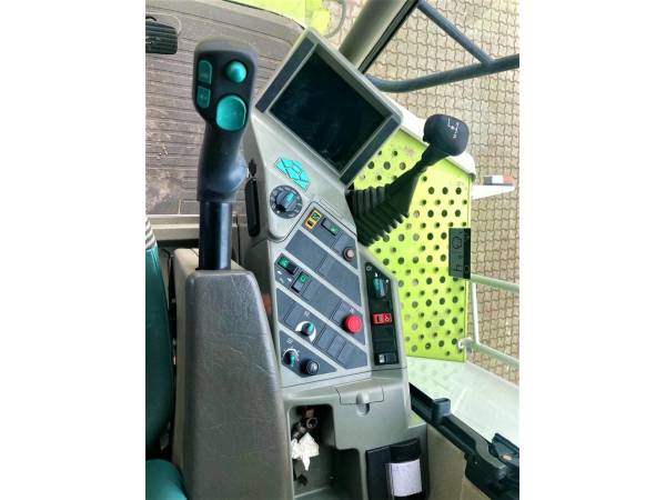 Комбайн Claas Lexion 480 (2001)
