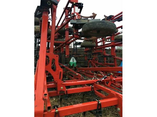 Культиватор Case IH Тigermate 12