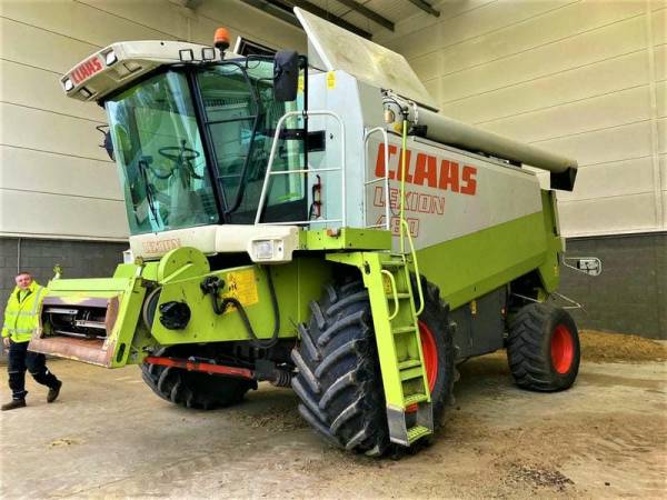 Комбайн Claas Lexion 480 (2001)
