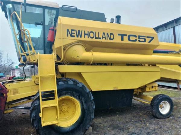 Комбайн New Holland TC 57 (1997)