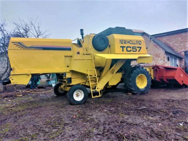 Комбайн New Holland TC 57 (1997)