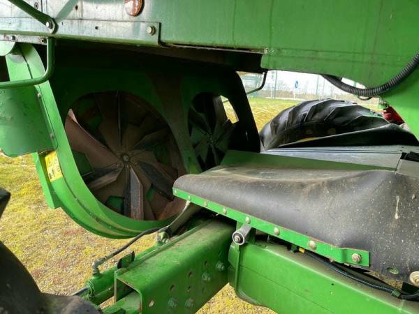 Комбайн John Deere 9680 WTS (2003)