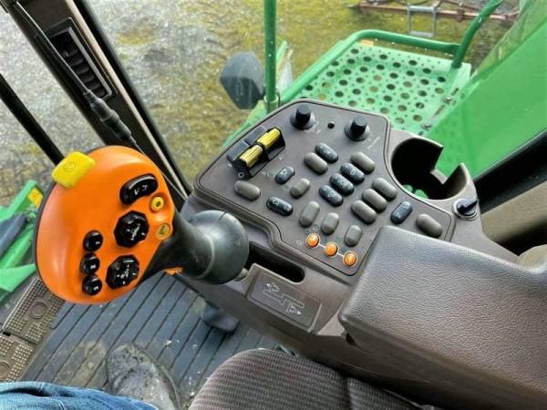 Комбайн John Deere 9680 WTS (2003)