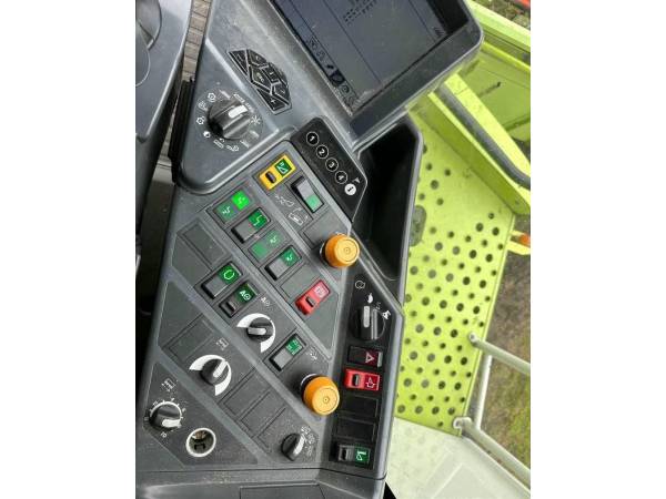 Комбайн Claas Lexion 600 (2007)