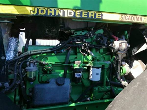 Трактор John Deere 7610 (2000)
