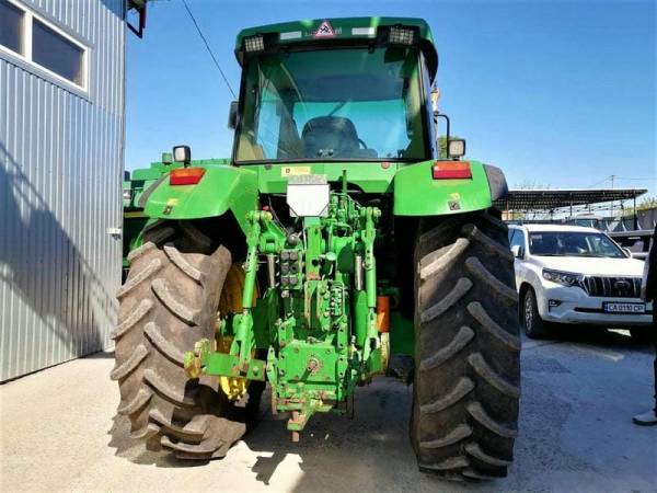 Трактор John Deere 7610 (2000)