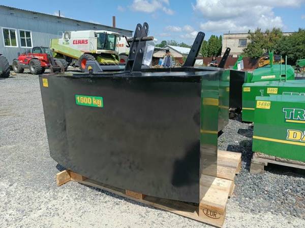 Противовес Tridaagro Dambo 1500 с ящиком для хранения инструментов