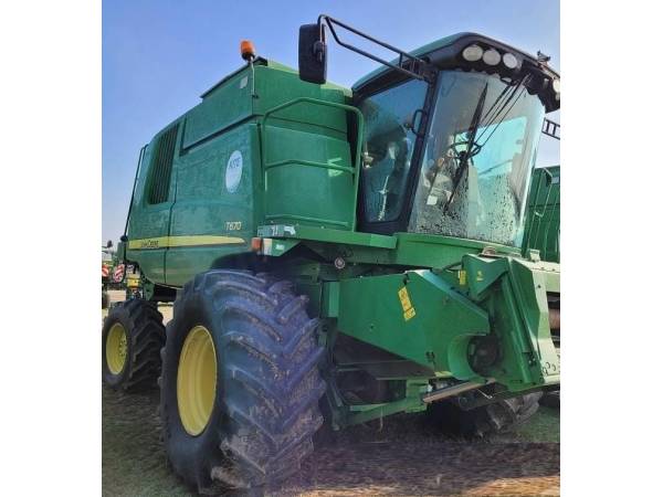Комбайн John Deere T 670 (2009)