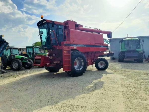 Комбайн Case IH 1680 (1992)