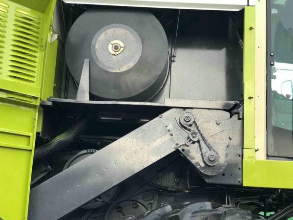 Комбайн Claas Mega 204 (1998)