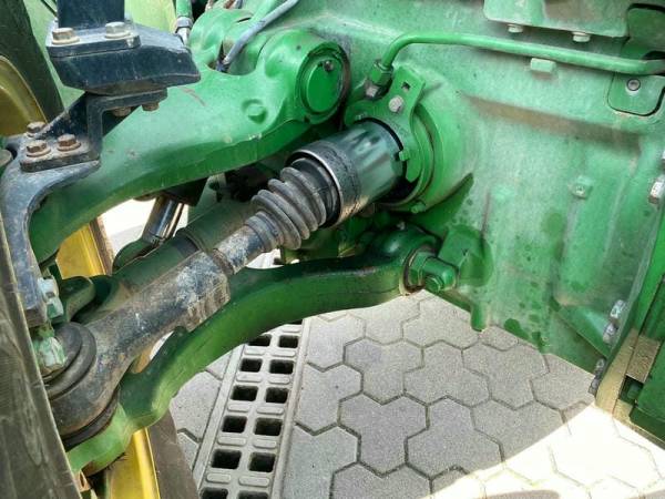 Трактор John Deere 8285 R (2013)