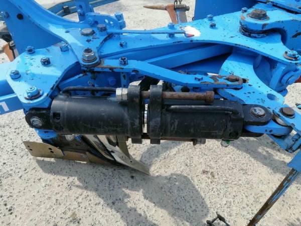 Плуг оборотный Lemken VariEuropal 7 3+1