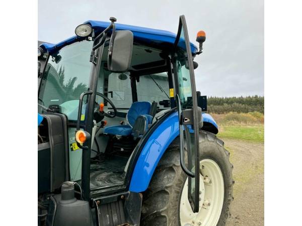 Трактор New Holland TD5.95 (2013)