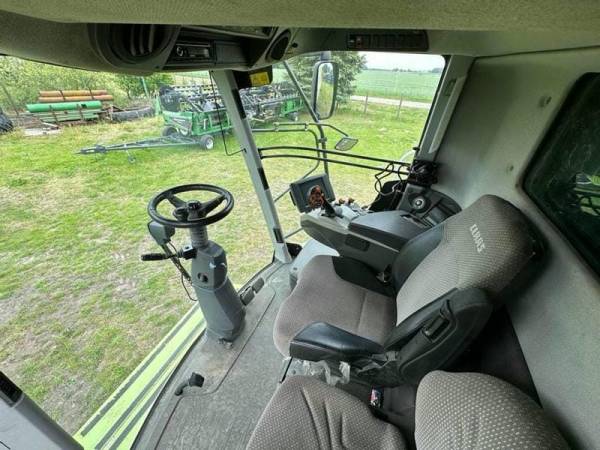 Комбайн Claas Lexion 760  (2011)