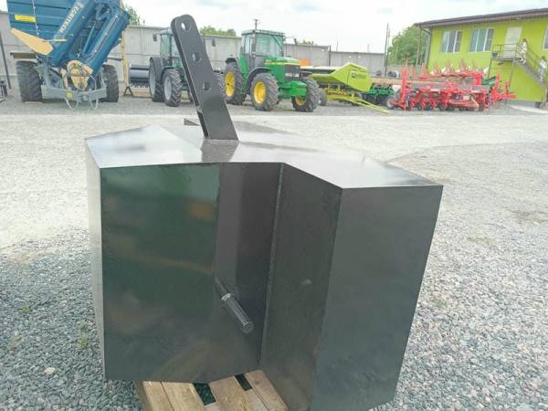 Противовес Tridaagro Dambo 1750