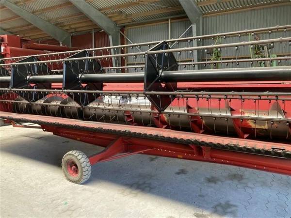 Комбайн Case IH 2388 (2004)