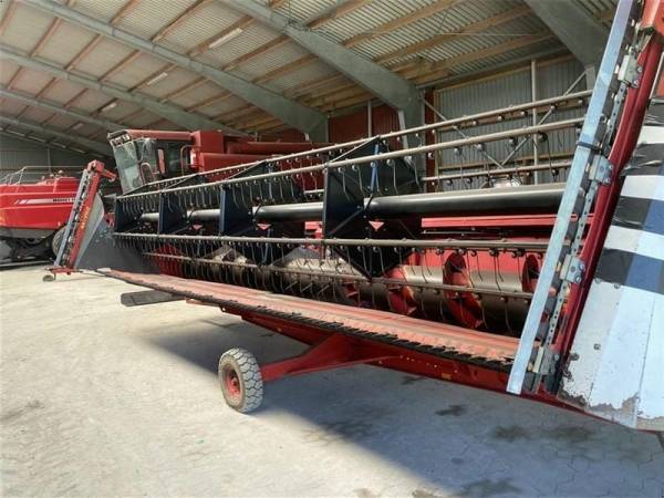 Комбайн Case IH 2388 (2004)
