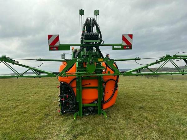 Навесной опрыскиватель Amazone UF 1201 (2018)