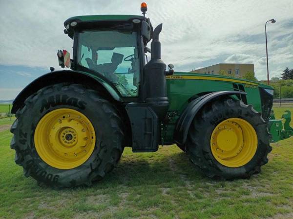 Трактор John Deere 8370R (2016)