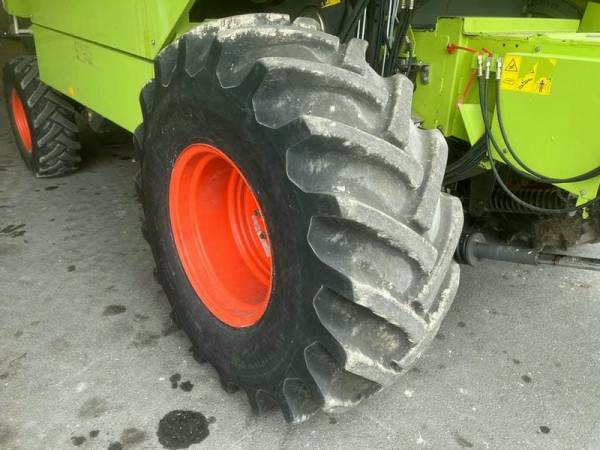 Комбайн Claas Dominator 130 (2006)