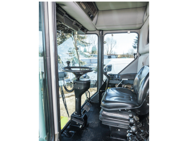 Комбайн Claas Dominator 150 Hydro  (2009)