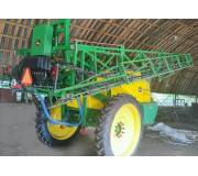 Причіпний обприскувач John Deere M732