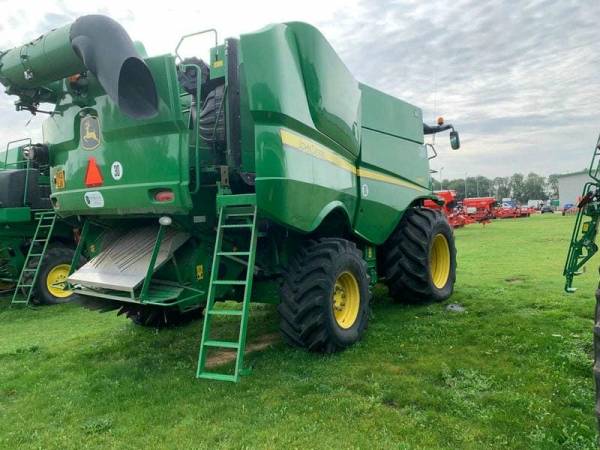 Комбайн John Deere S680i (2012)