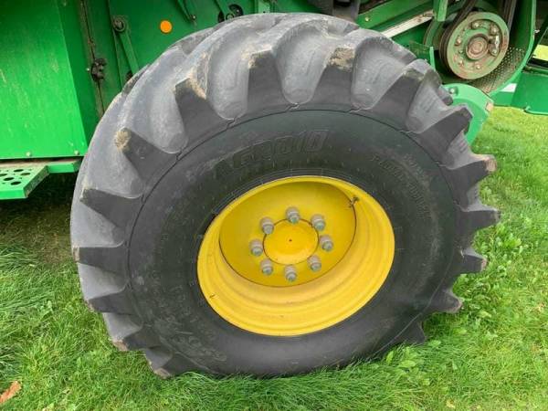Комбайн John Deere S680i (2012)