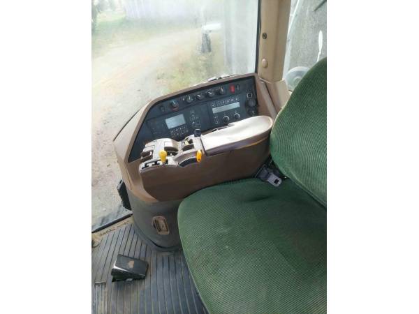 Трактор John Deere 8420T (2005)