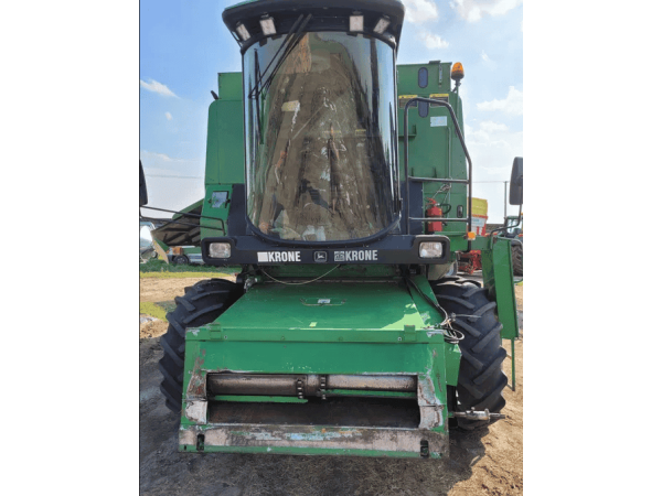 Комбайн John Deere 1188 (1992)