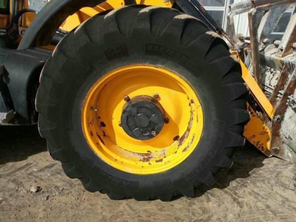 Экскаватор-погрузчик JCB 4CX (2009)