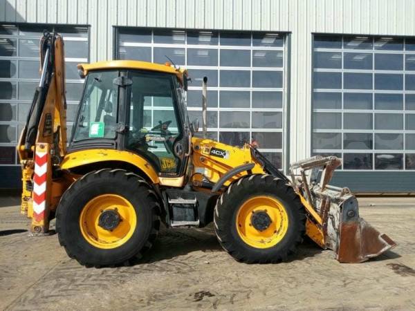 Экскаватор-погрузчик JCB 4CX (2009)