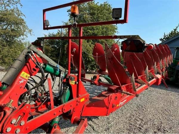 Плуг оборотный Kvernelаnd PW100 Variomat 12 корпусов (2018)
