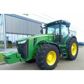 Трактор John Deere 8335 R