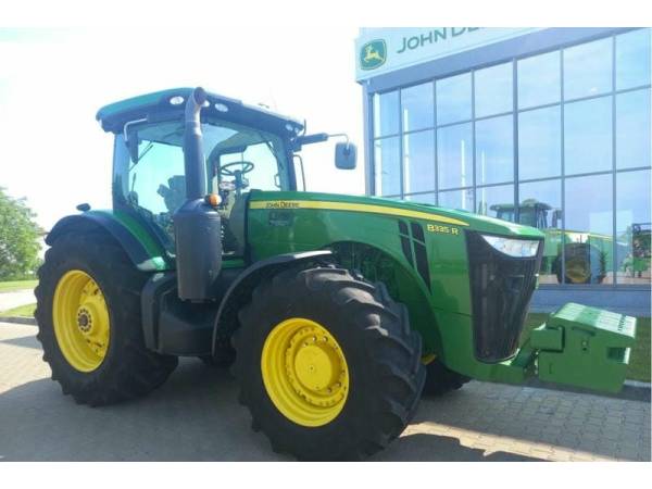 Трактор John Deere 8335 R