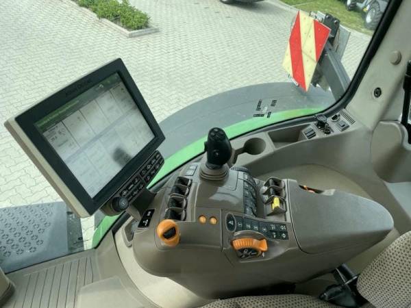 Трактор John Deere 8400R (2018)