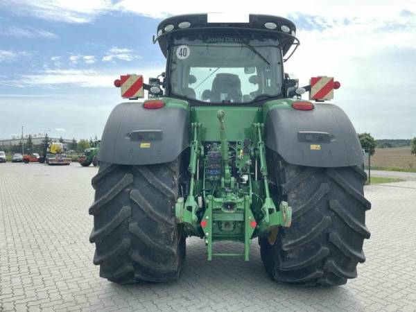 Трактор John Deere 8400R (2018)