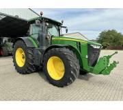 Трактор John Deere 8400R